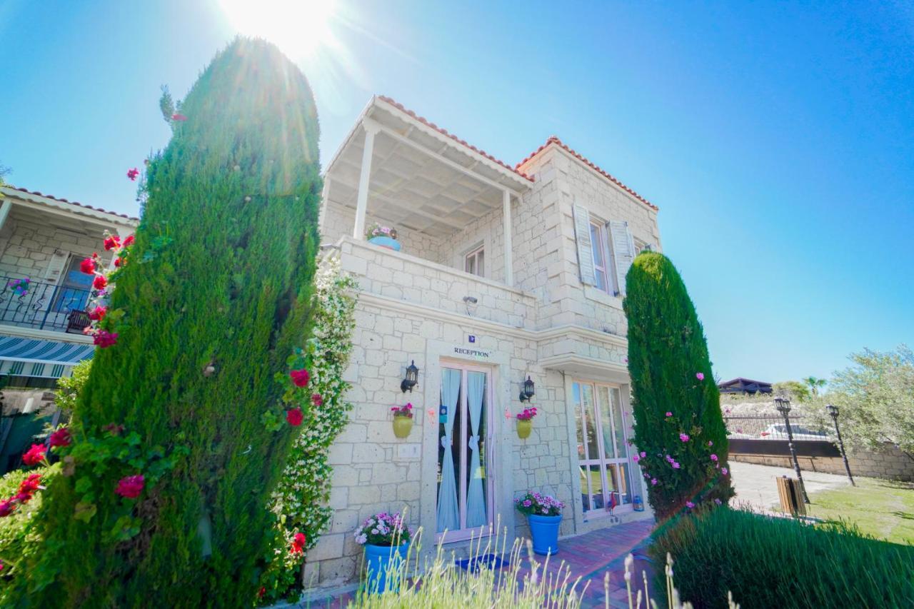 Alacati Marina Palace Kültér fotó