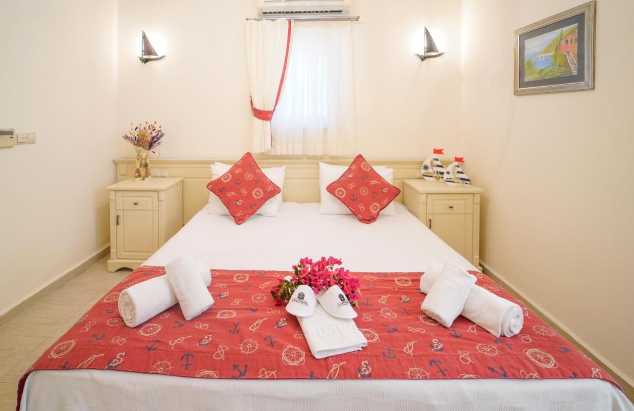 Alacati Marina Palace Kültér fotó