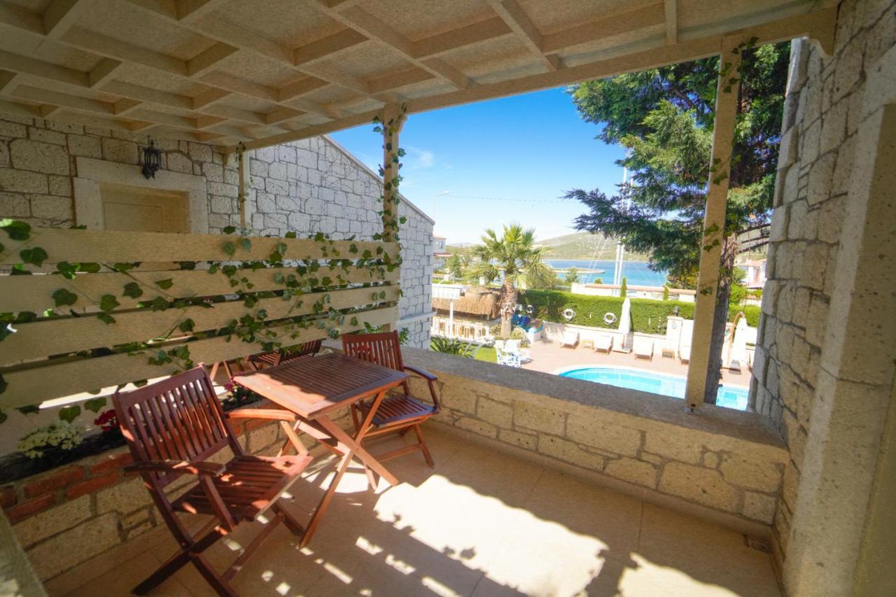 Alacati Marina Palace Kültér fotó