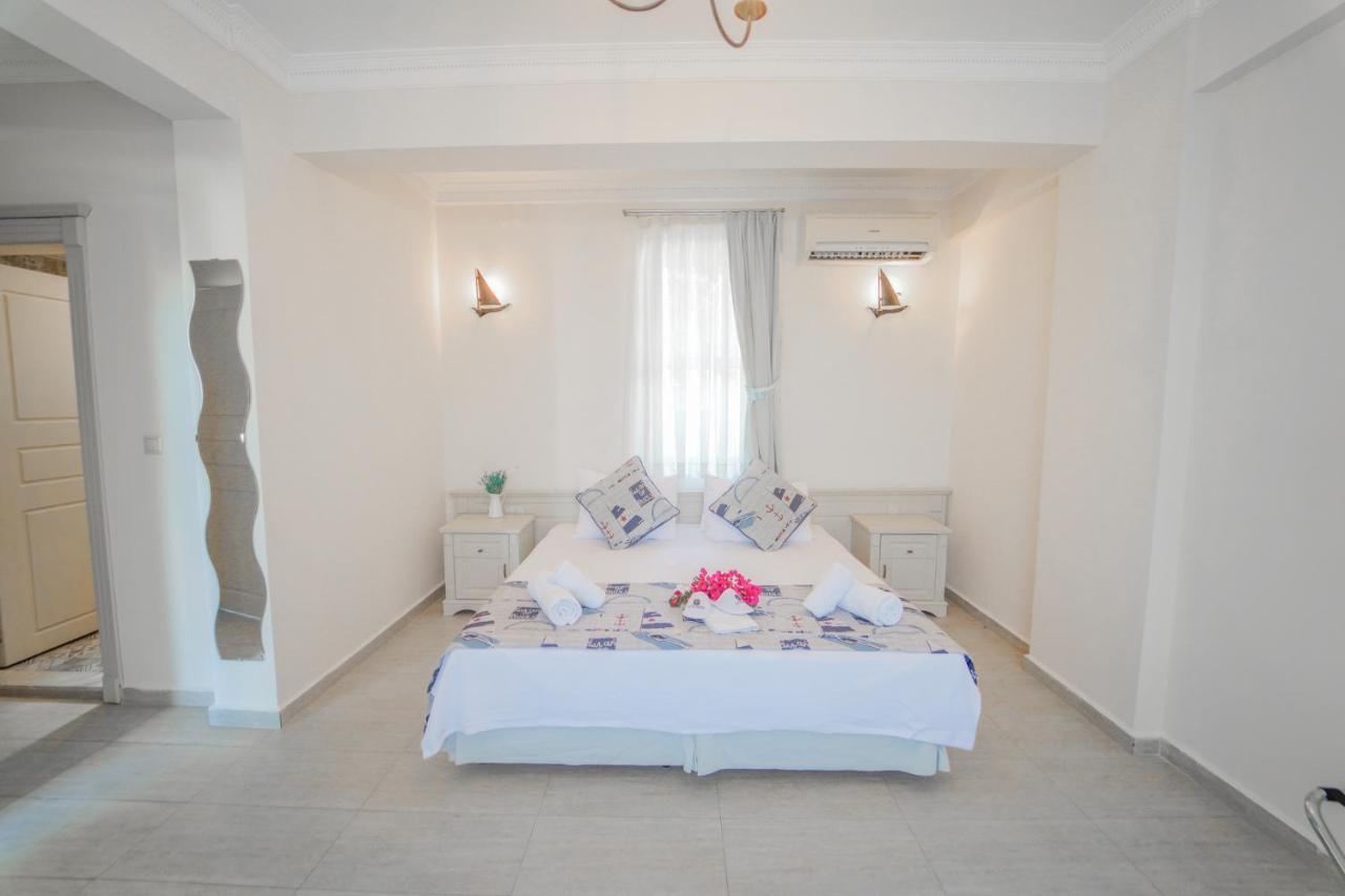Alacati Marina Palace Kültér fotó