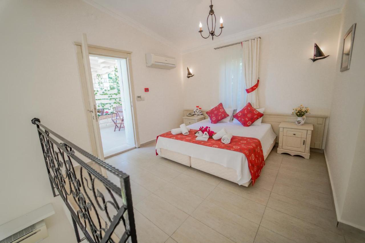 Alacati Marina Palace Kültér fotó